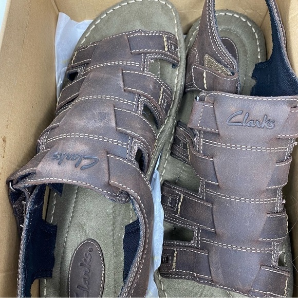 Clarks Men's Brown Union Open Toe Fisherman Sandals - Picture 7 of 9